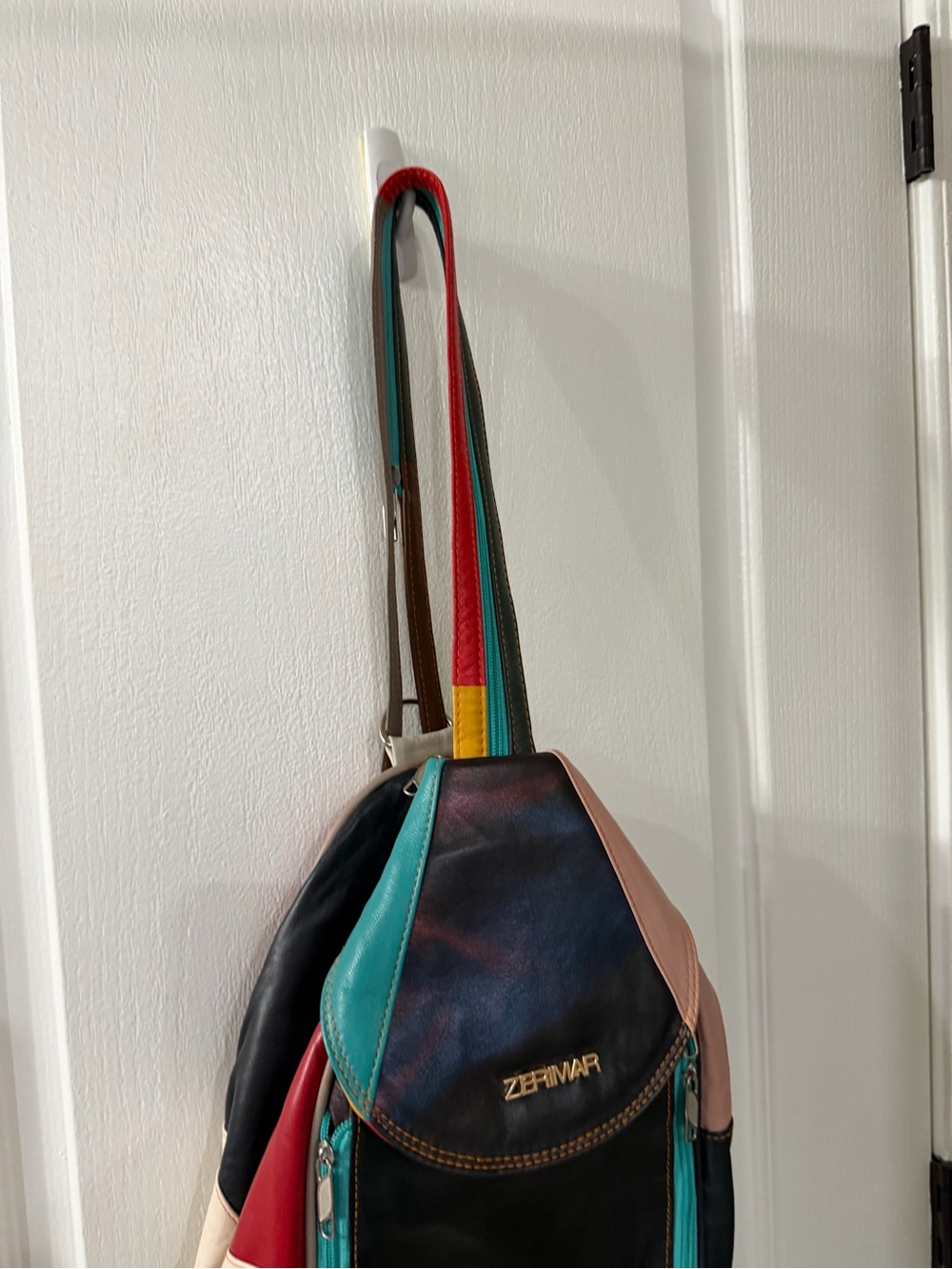 Zerimar patchwork leather sling backpack - Picture 6 of 12